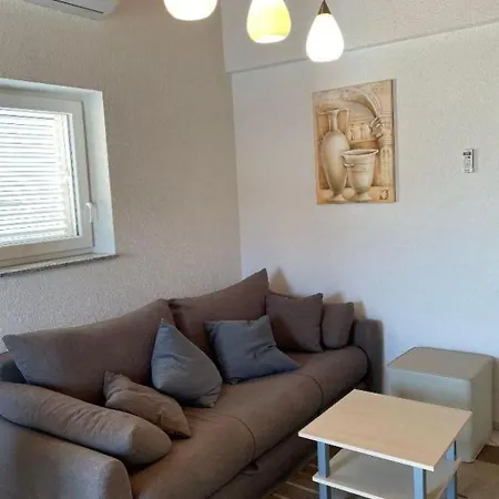 Gesamte In Mit Grossem Balkon By Interhome Apartmán Vir