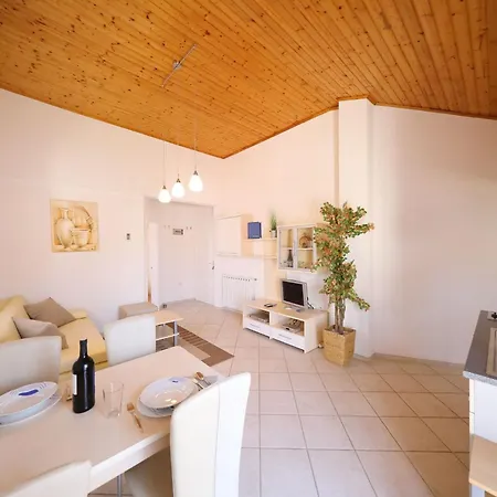 Gesamte In Mit Grossem Balkon By Interhome Apartmán
